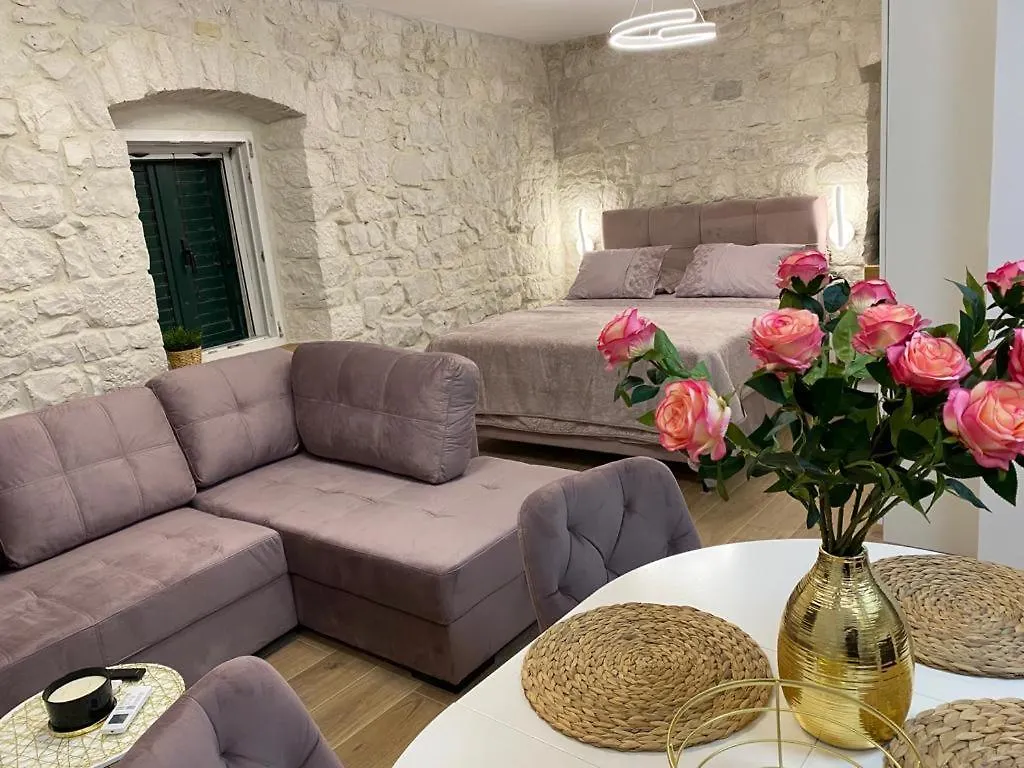 Garma Apartment Slatine